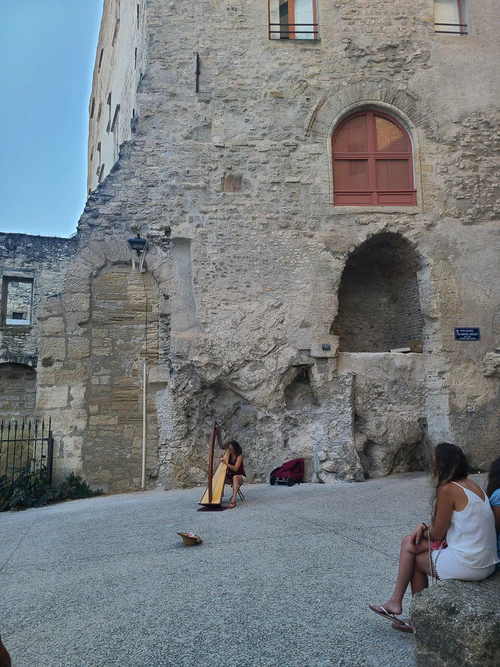 Exploring Avignon!